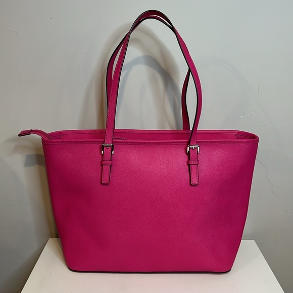 Michael Kors Large Jet Set Leather Travel Tote - Fuschia - Picture 3 of 6